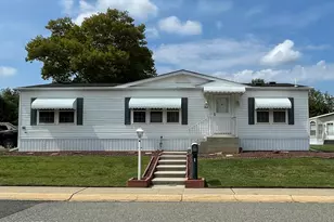 23 Brookside Way, Freehold, NJ 07728 - Photo 2
