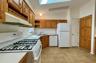23 Brookside Way, Freehold, NJ 07728 - Photo 4
