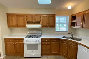 23 Brookside Way, Freehold, NJ 07728 - Photo 8