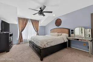 39 Kentucky Way, Freehold, NJ 07728 - Photo 24