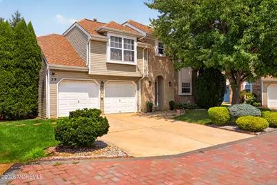 39 Kentucky Way, Freehold, NJ 07728 - Photo 2