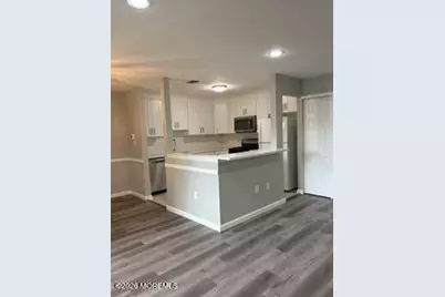 38 Worthington Court #6, Freehold, NJ 07728 - Photo 4