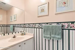 25 Wyeth Dr, Freehold, NJ 07728 - Photo 8