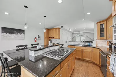 7 E Church Street, Sea Bright, NJ 07760 - Photo 30
