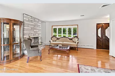 189 Kensington Avenue, Colonia, NJ 07067 - Photo 10