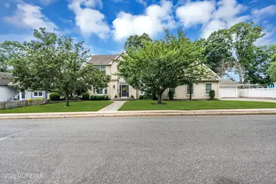 1209 Rue Avenue, Point Pleasant, NJ 08742 - Photo 4