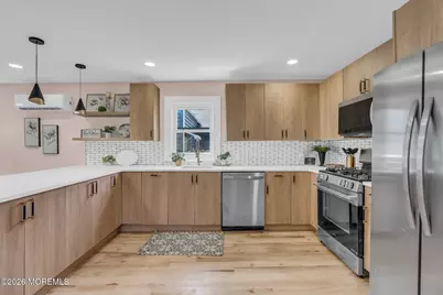 248 Thompson Avenue, Middletown, NJ 07748 - Photo 10