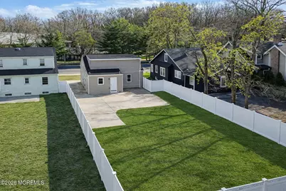 144 Monmouth Road, Oakhurst, NJ 07755 - Photo 4