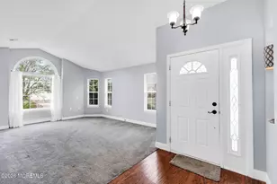 91 Portsmouth Dr, Toms River Township, NJ 08757 - Photo 8
