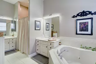 2 Williamsburg Ct, Upper Freehold Township, NJ 08501 - Photo 24