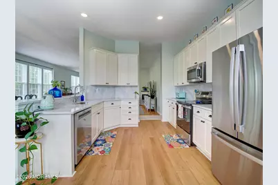 2 Williamsburg Court, Upper Freehold Township, NJ 08501 - Photo 18