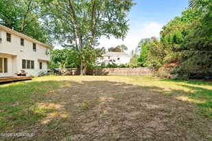 22 Woods Rd, Freehold, NJ 07728 - Photo 32