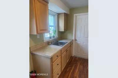 206 Hillcrest Avenue, Laurence Harbor, NJ 08879 - Photo 4