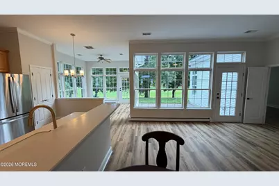 42 Greenways Lane, Lakewood, NJ 08701 - Photo 6