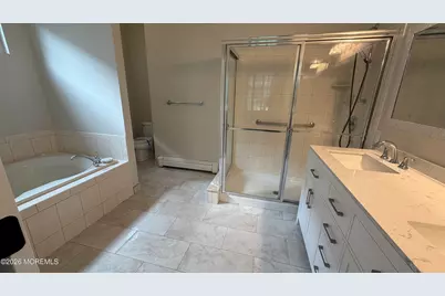 42 Greenways Lane, Lakewood, NJ 08701 - Photo 18