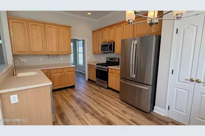 42 Greenways Lane, Lakewood, NJ 08701 - Photo 4