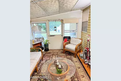 536 James Street, Freehold, NJ 07728 - Photo 16