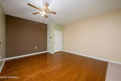 633 Sophee Lane, Lakewood, NJ 08701 - Photo 4