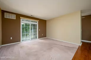 633 Sophee Ln, Lakewood, NJ 08701 - Photo 6
