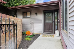 52 Eastport Ct, Red Bank, NJ 07701 - Photo 1
