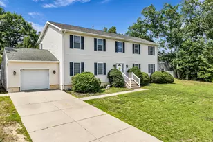 916 Buccaneer Ln, Manahawkin, NJ 08050 - Photo 2