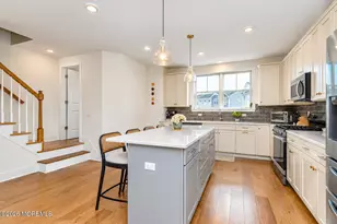 7 Raritan Cove, Keyport, NJ 07735 - Photo 4