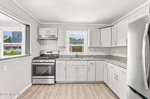 909 Clairmore Ave, Lanoka Harbor, NJ 08734 - Photo 8