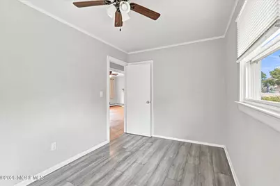 909 Clairmore Avenue, Lanoka Harbor, NJ 08734 - Photo 16