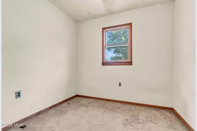 712 Monmouth Parkway, North Middletown, NJ 07748 - Photo 18