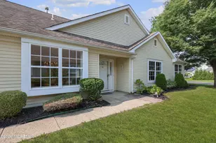 2538 Ridgemont Ct, Toms River Township, NJ 08755 - Photo 2