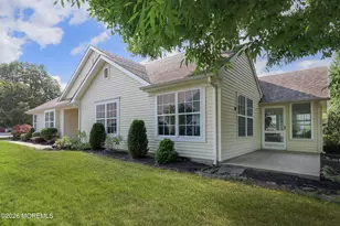 2538 Ridgemont Ct, Toms River Township, NJ 08755 - Photo 4