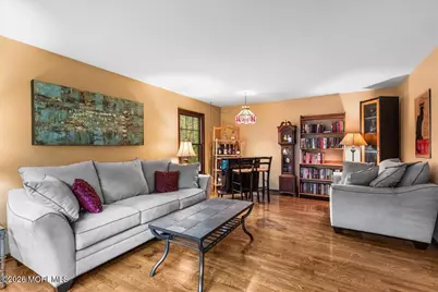 49 Pheasant Run, Freehold, NJ 07728 - Photo 20