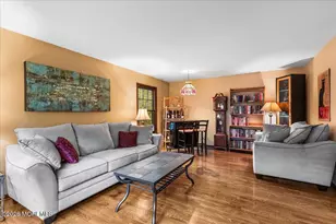 49 Pheasant Run, Freehold, NJ 07728 - Photo 20