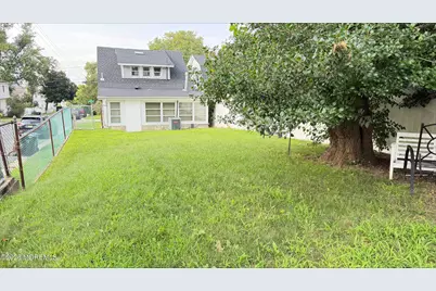 104 Burlington Avenue, Leonardo, NJ 07737 - Photo 4