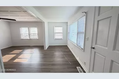 104 Burlington Avenue, Leonardo, NJ 07737 - Photo 8