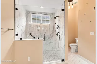 18 Bellflower Drive, Lakewood, NJ 08701 - Photo 32