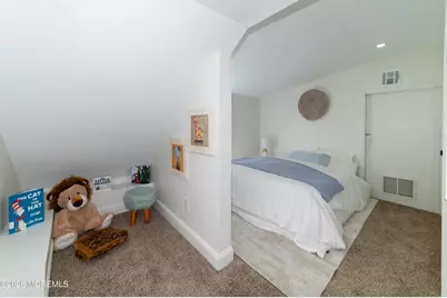 641 Hudson Avenue, Port Monmouth, NJ 07758 - Photo 20