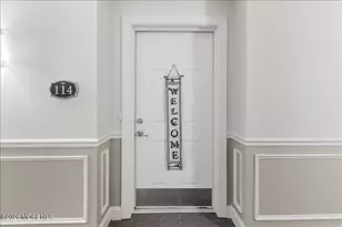 114 Magna Carta Dr, Morganville, NJ 07751 - Photo 4