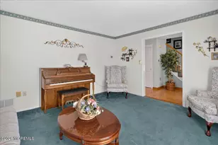 114 Moses Milch Dr, Howell Township, NJ 07728 - Photo 8