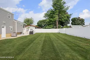 906 Ruth Dr, Neptune Township, NJ 07753 - Photo 24