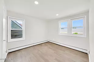 37 Circuit St, Keansburg, NJ 07734 - Photo 28