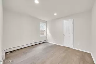 37 Circuit St, Keansburg, NJ 07734 - Photo 18