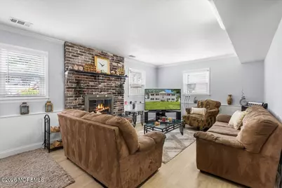 111 Oak Ridge Parkway, Toms River Township, NJ 08755 - Photo 18