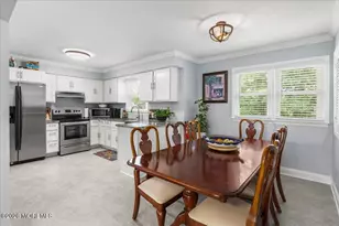 111 Oak Ridge Pkwy, Toms River Township, NJ 08755 - Photo 8