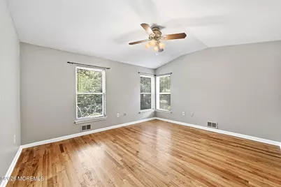 24 Parkside Drive, Jamesburg, NJ 08831 - Photo 14