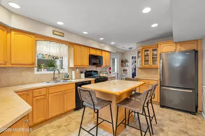 102 Fawn Drive, Matawan, NJ 07747 - Photo 10