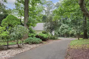 18 Seven Oaks Dr, Holmdel, NJ 07733 - Photo 8