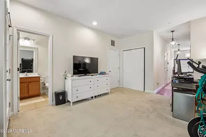 144 Waypoint Drive, Eatontown, NJ 07724 - Photo 8