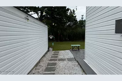 102 Victoria Place, Union Beach, NJ 07735 - Photo 66