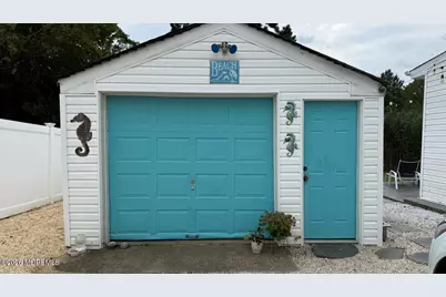 102 Victoria Place, Union Beach, NJ 07735 - Photo 52